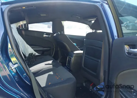 2015 Dodge Charger Se z USA, uszkodzony, nr VIN 2C3CDXFGXFH748844